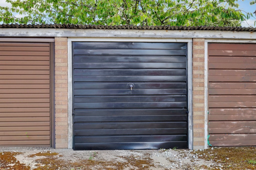 Kingsbridge Avenue, Nottingham, NG3