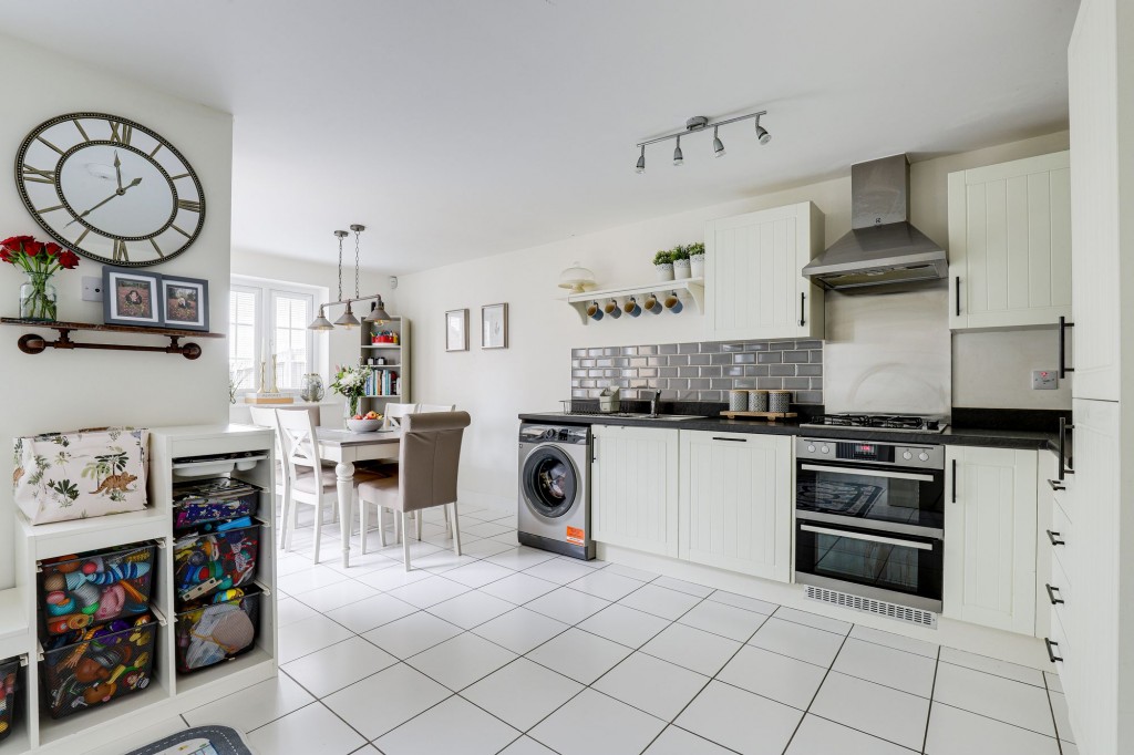 Ashington Drive, Arnold, NG5