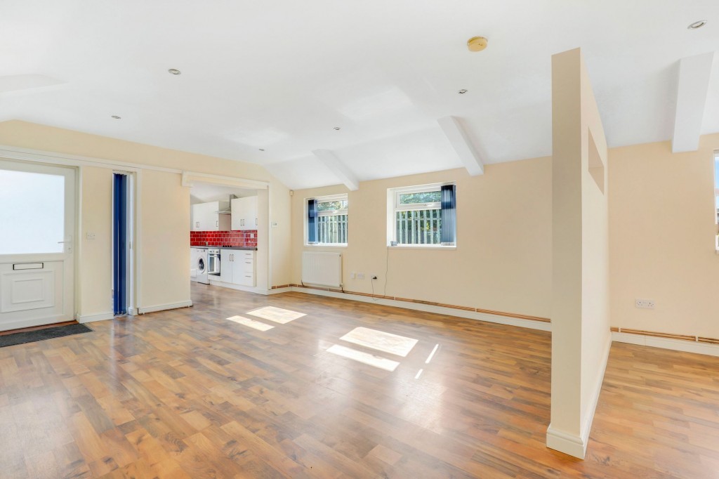 Squires Avenue, Nottingham, NG6