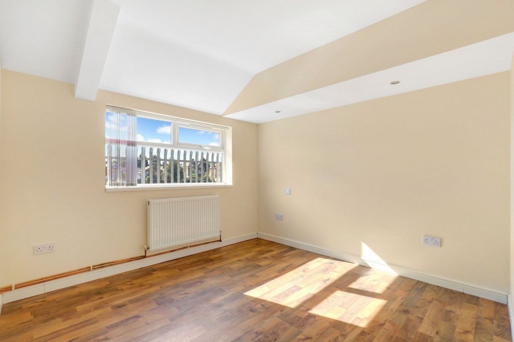 Squires Avenue, Nottingham, NG6