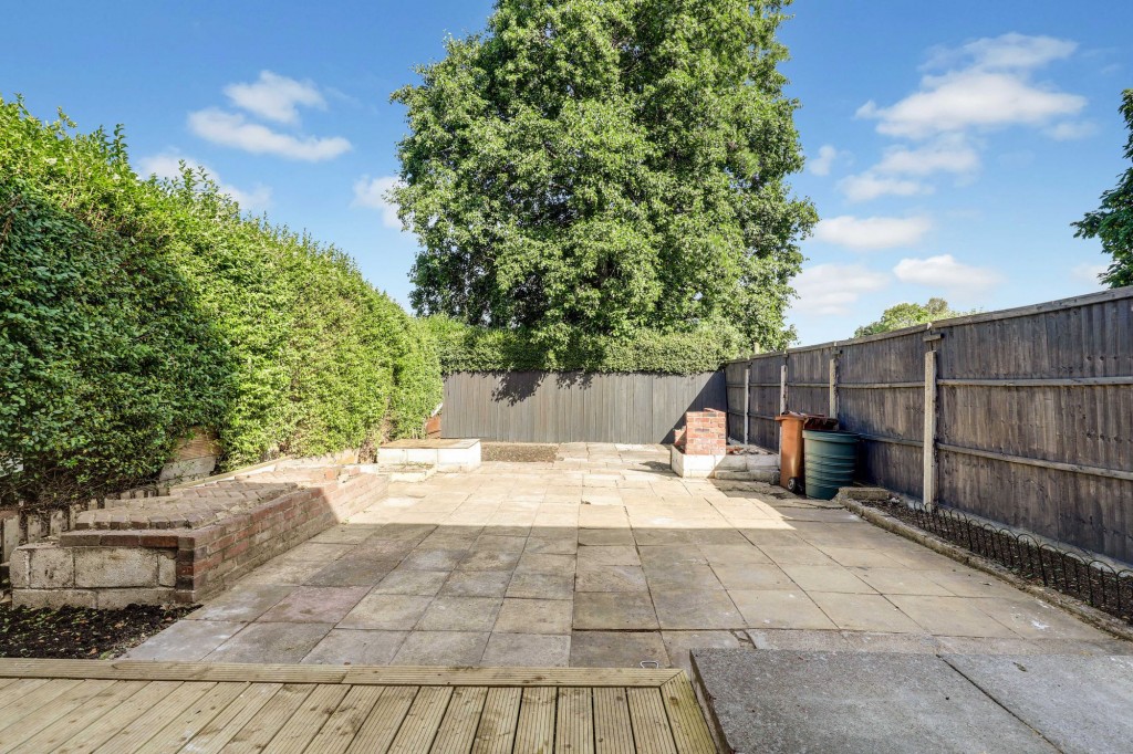 Harewood Avenue, Nottingham, NG6