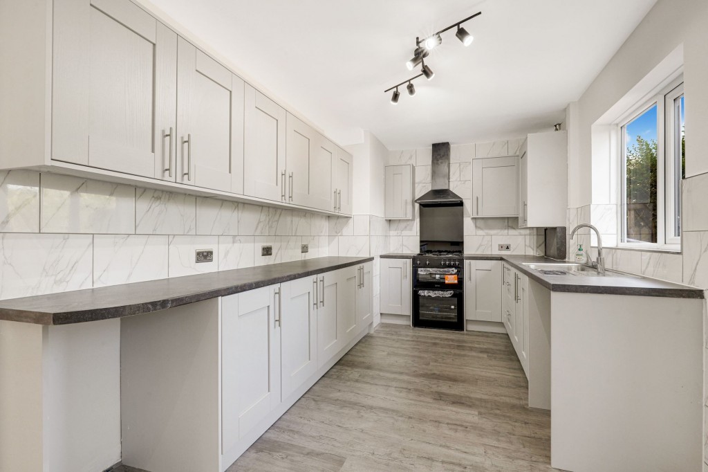 Harewood Avenue, Nottingham, NG6