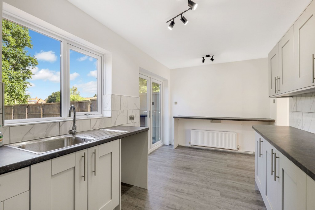 Harewood Avenue, Nottingham, NG6