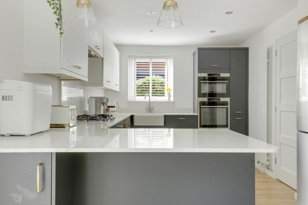Maythorn Close, West Bridgford, NG2