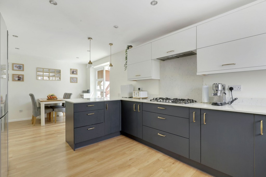 Maythorn Close, West Bridgford, NG2