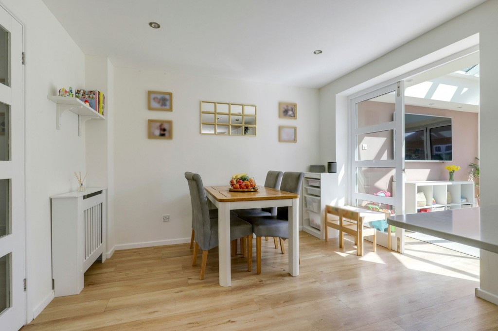 Maythorn Close, West Bridgford, NG2