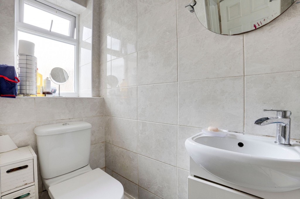 Ashworth Close, Nottingham, NG3