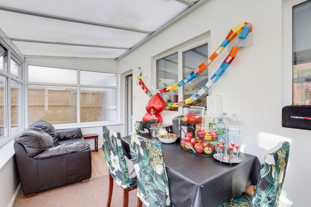 Ashworth Close, Nottingham, NG3