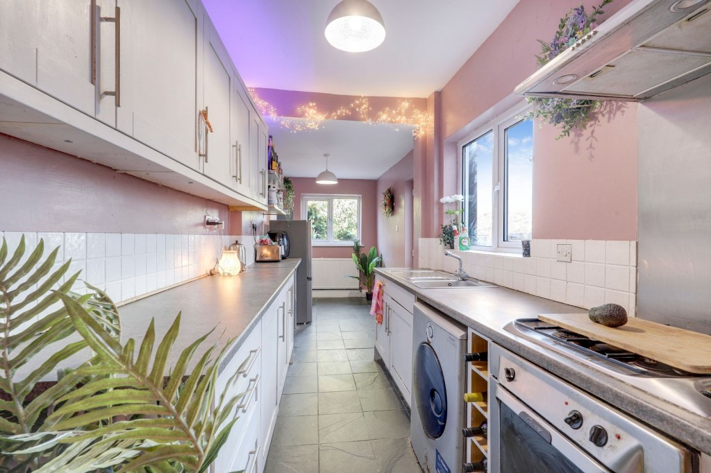 Carlton Road, Nottingham, NG3