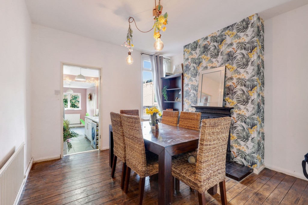 Carlton Road, Nottingham, NG3