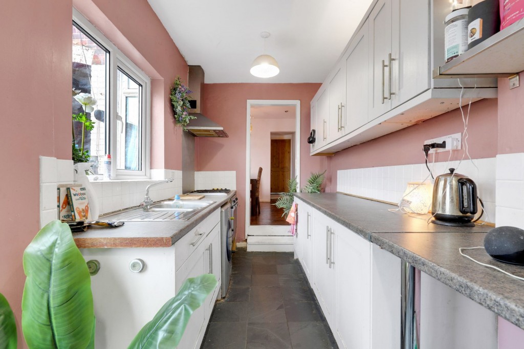 Carlton Road, Nottingham, NG3