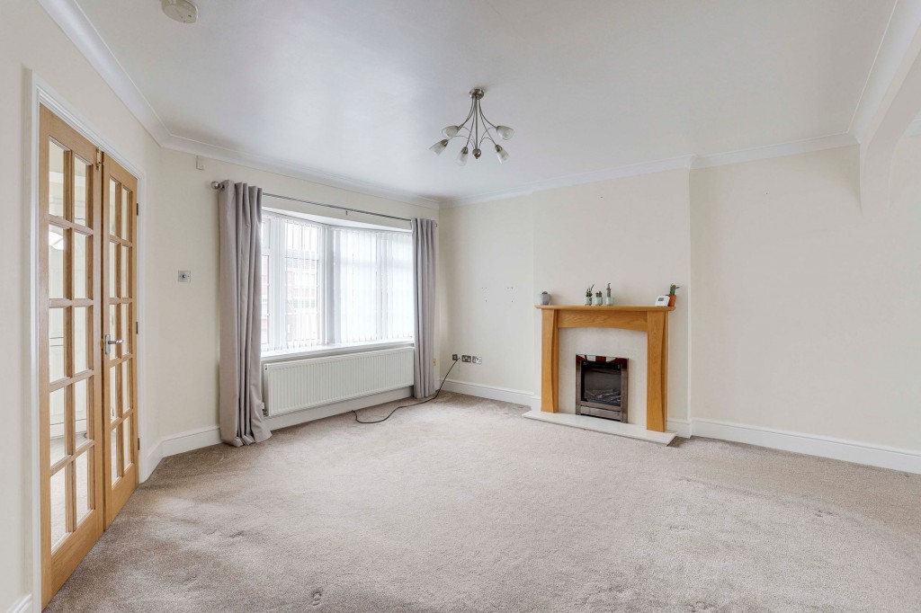 Houldsworth Rise, Arnold, NG5