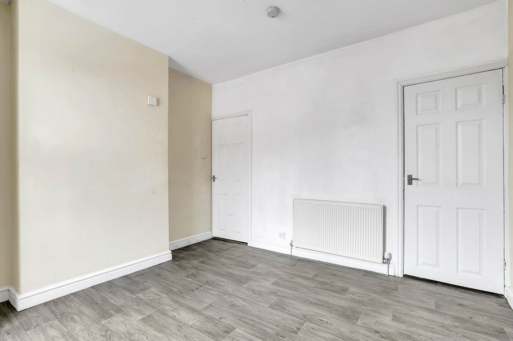 Whittier Road, Nottingham, NG2