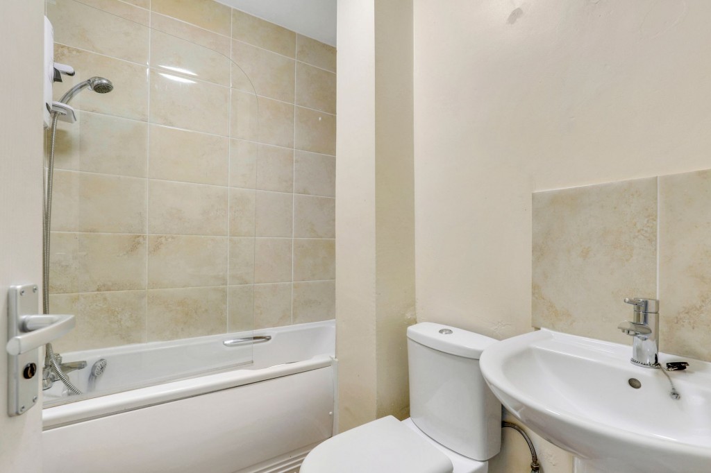Whittier Road, Nottingham, NG2