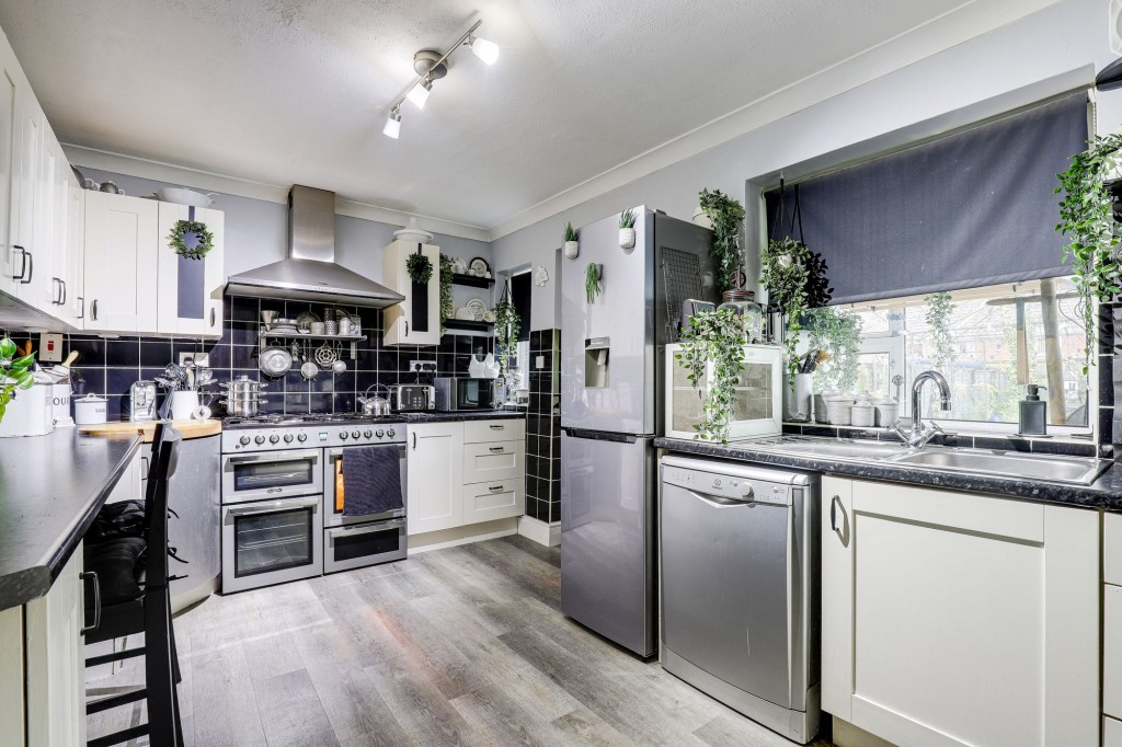 Percival Crescent, Sutton-In-Ashfield, NG17