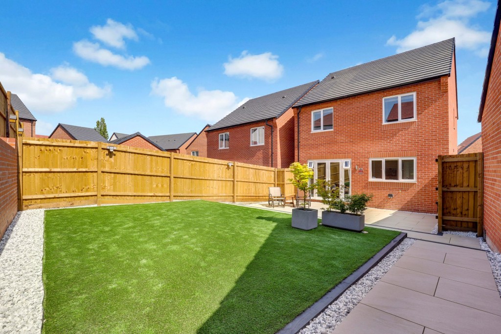 Victoria Way, Hucknall, NG15