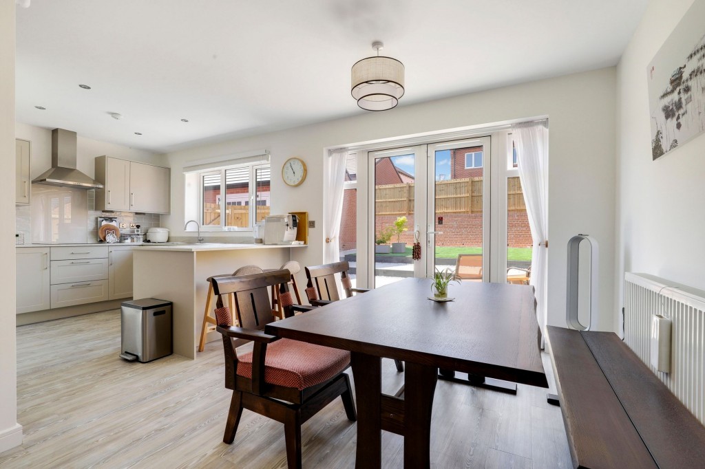 Victoria Way, Hucknall, NG15