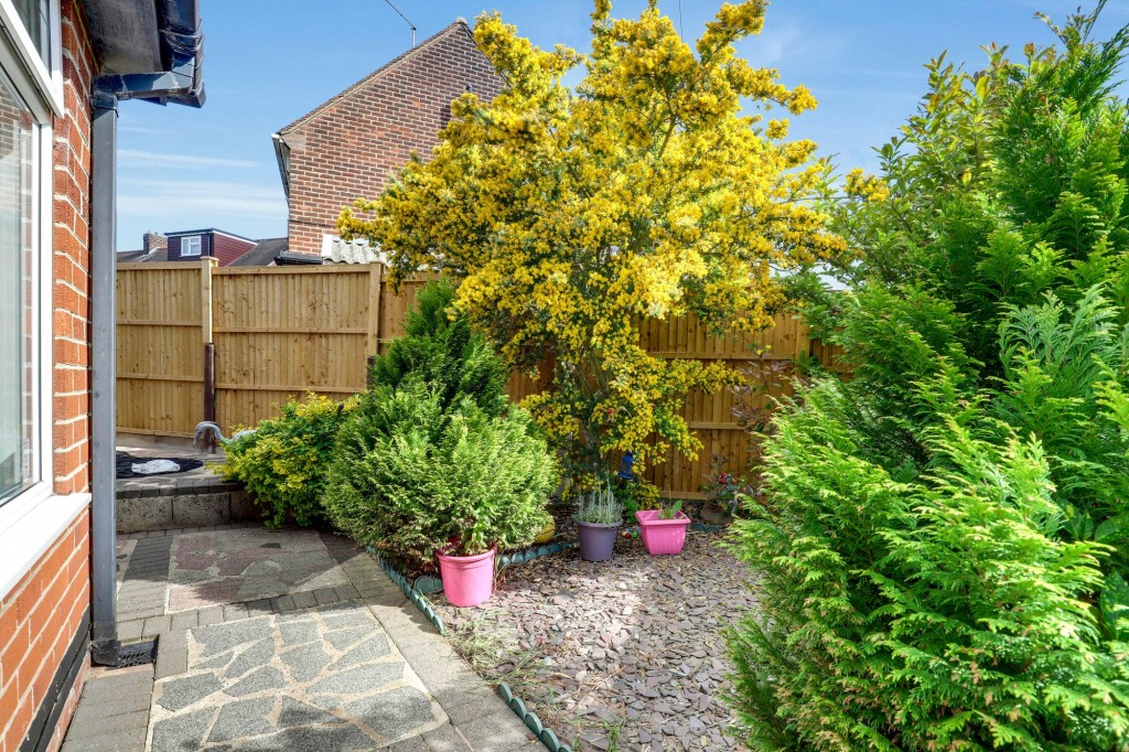 Sedley Avenue, Nuthall, NG16