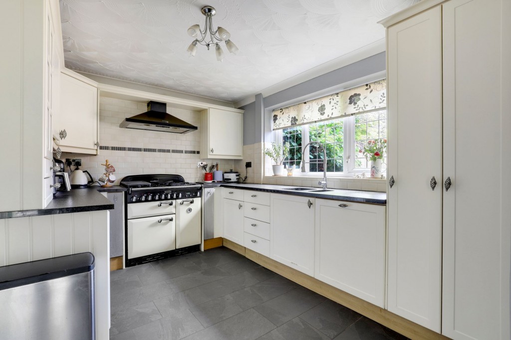 Sedley Avenue, Nuthall, NG16