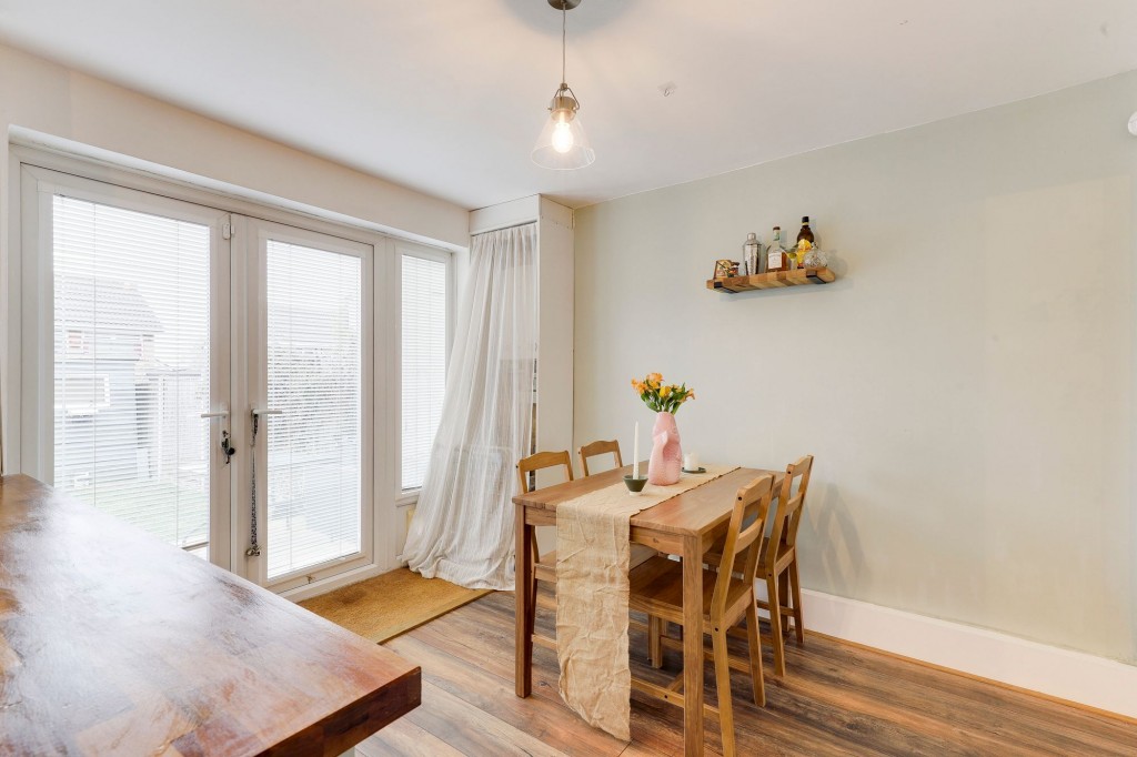 Warrener Grove, Nottingham, NG5
