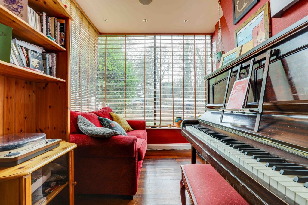 Forest Road East, Nottingham, NG1