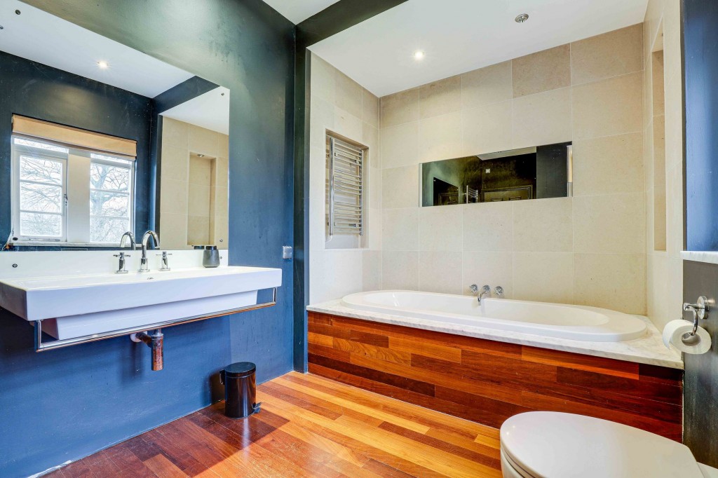 Forest Road East, Nottingham, NG1