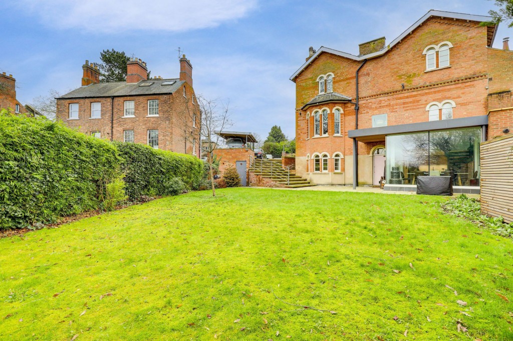 Forest Road East, Nottingham, NG1