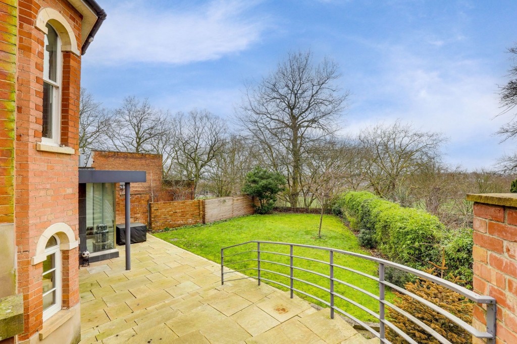 Forest Road East, Nottingham, NG1