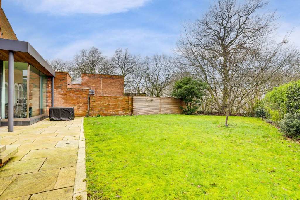 Forest Road East, Nottingham, NG1