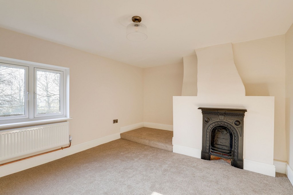 Nottingham Road, Trowell, NG9