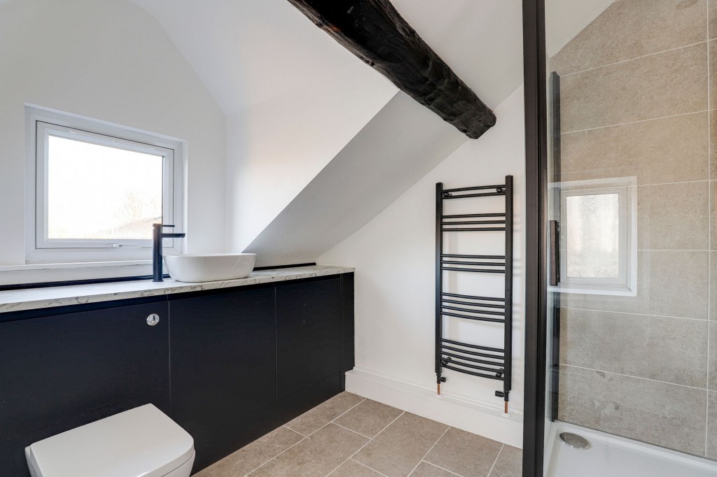 Nottingham Road, Trowell, NG9