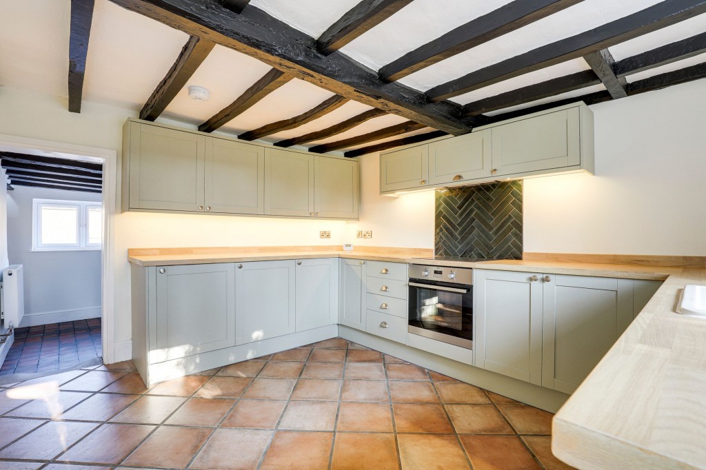 Nottingham Road, Trowell, NG9