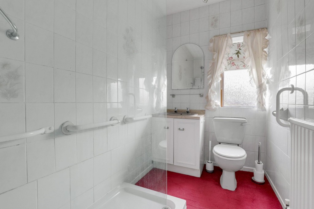Park Road East, Calverton, NG14