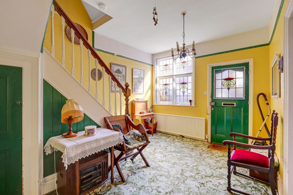 Harlaxton Drive, Nottingham, NG7