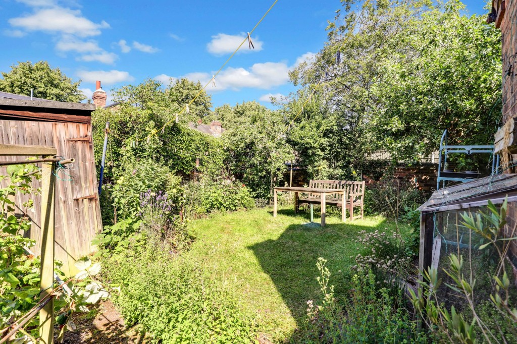 Harlaxton Drive, Nottingham, NG7