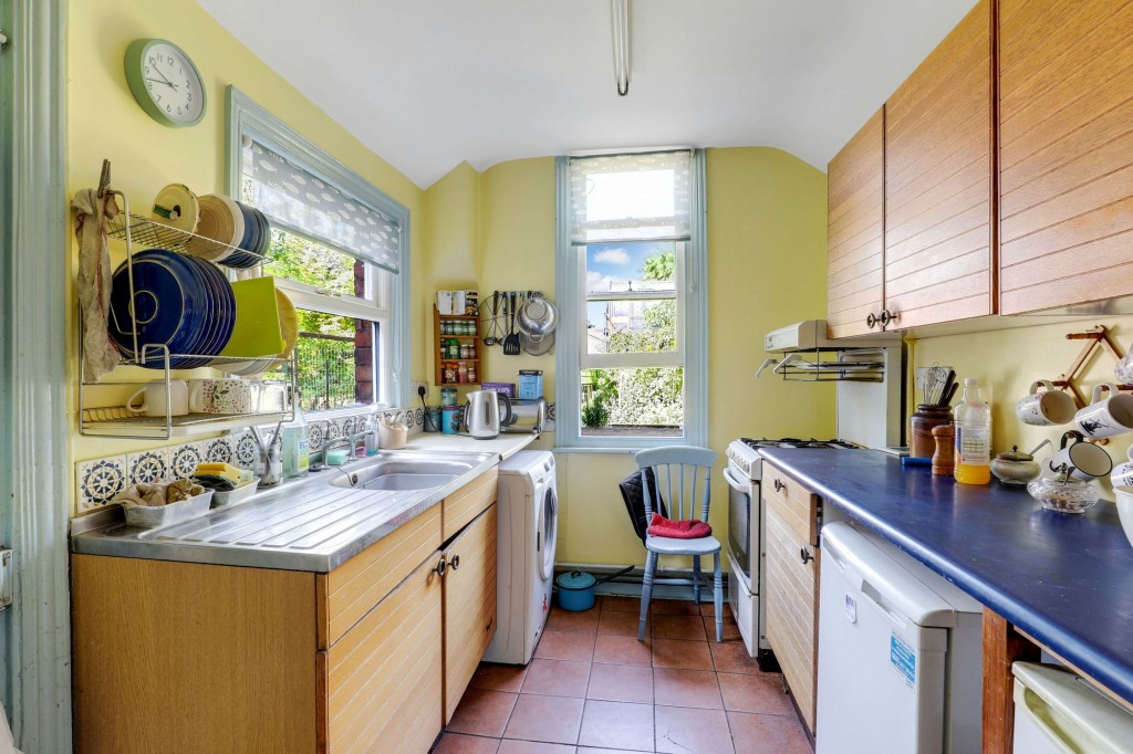 Harlaxton Drive, Nottingham, NG7