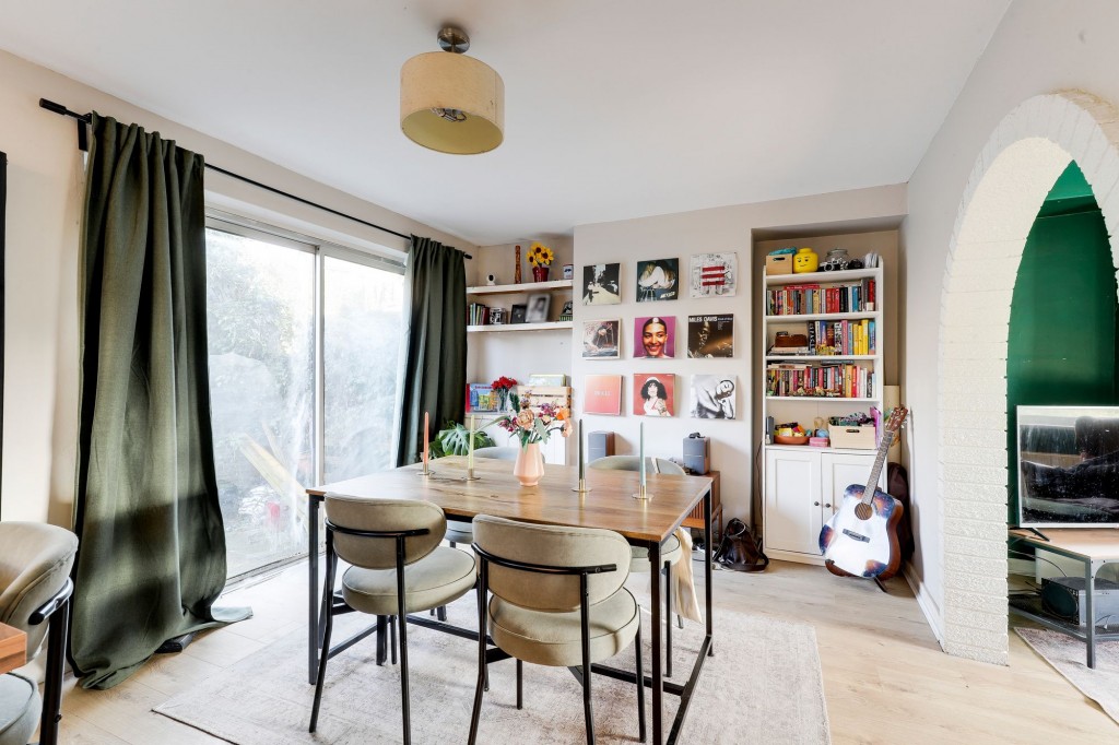 Markham Crescent, Nottingham, NG5