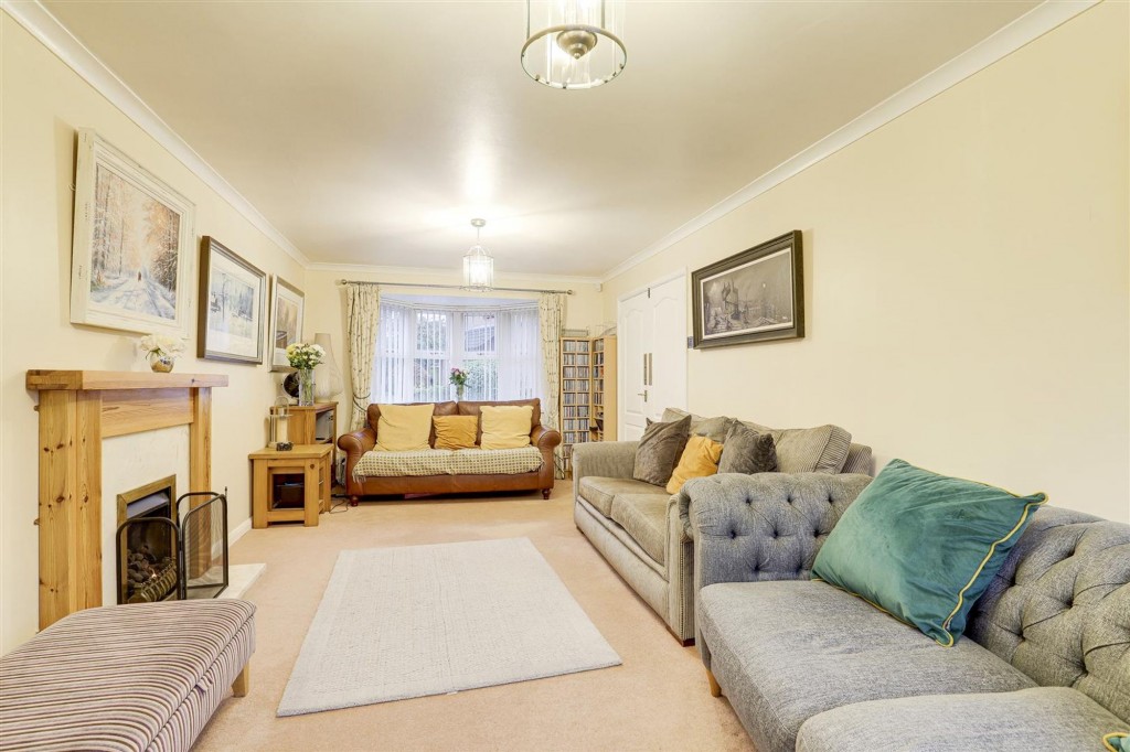 Linksfield Court, West Bridgford, NG2