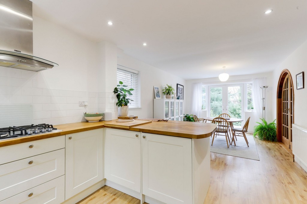 Dean Avenue, Nottingham, NG3