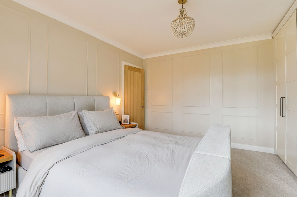 Broadway East, Carlton, NG4