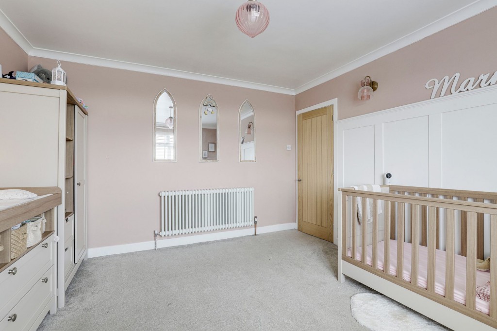 Broadway East, Carlton, NG4