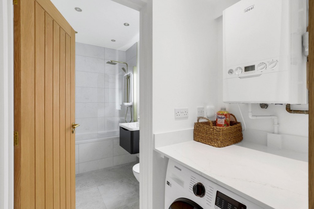 Spinney Crescent, Toton, NG9