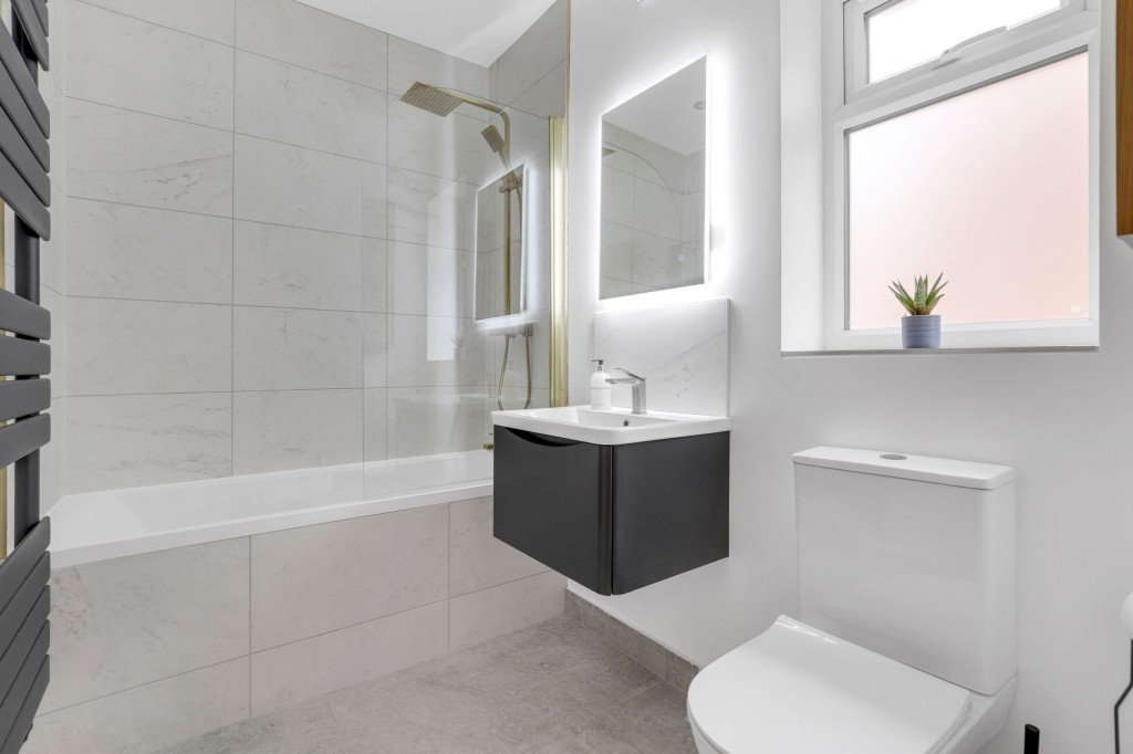 Spinney Crescent, Toton, NG9