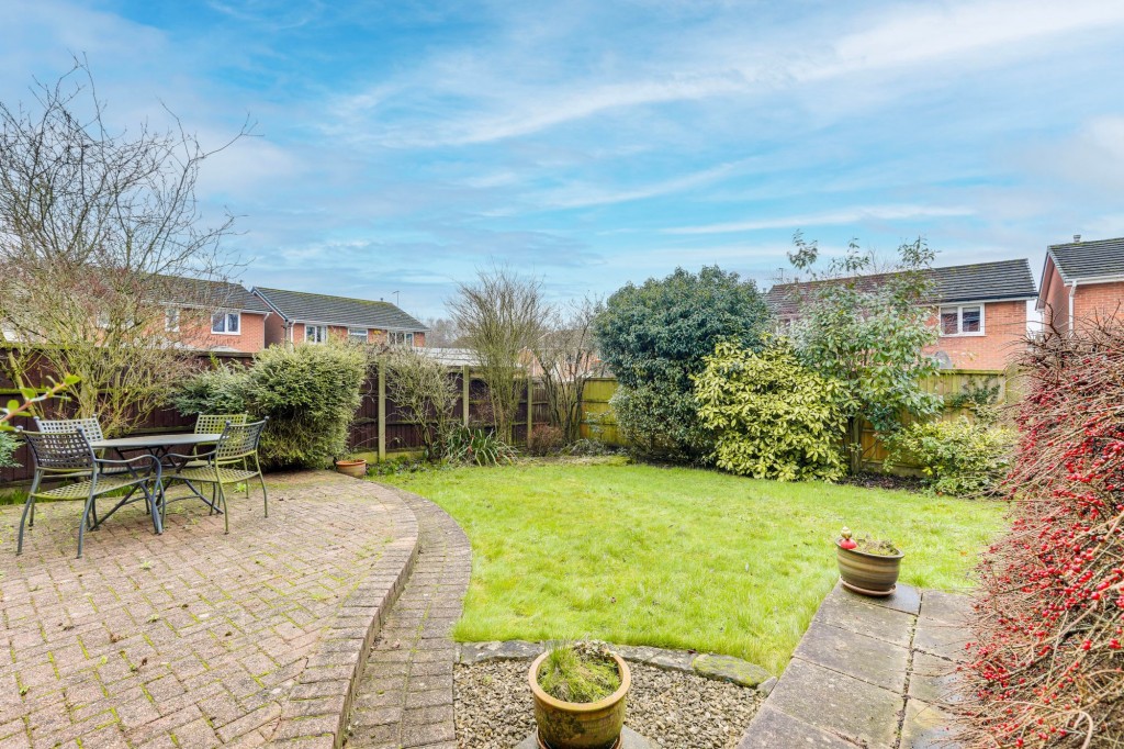 Badger Close, Hucknall, NG15