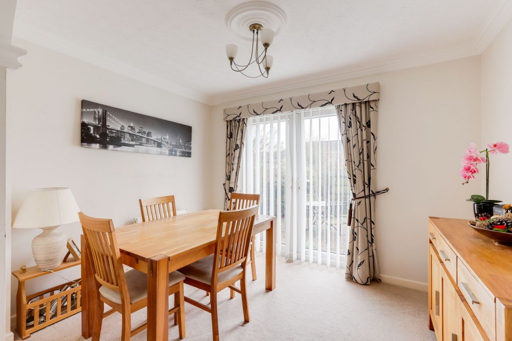 Badger Close, Hucknall, NG15