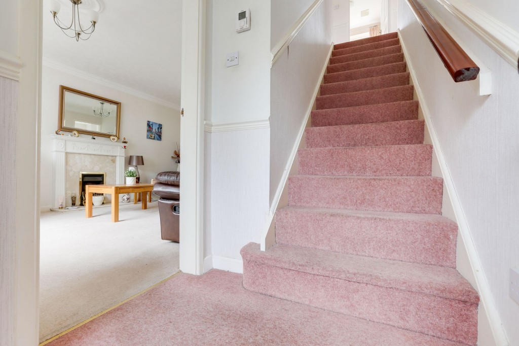 Badger Close, Hucknall, NG15