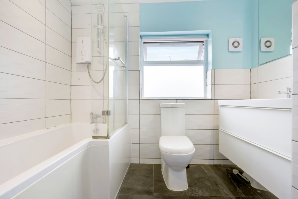 Dennis Avenue, Beeston, NG9