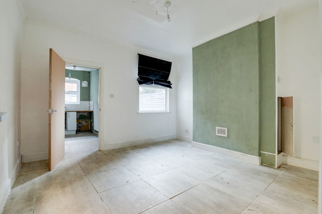 Bridge Grove, West Bridgford, NG2