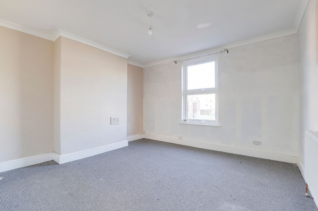 Bridge Grove, West Bridgford, NG2