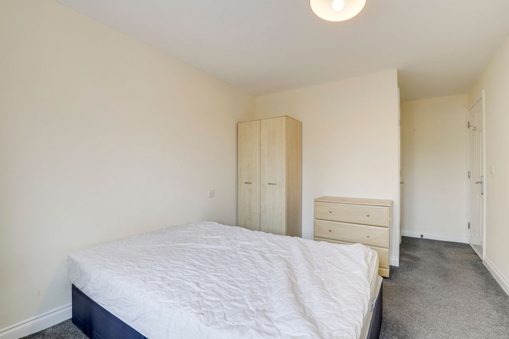 Vivian Avenue, Vivian Court Vivian Avenue, NG5